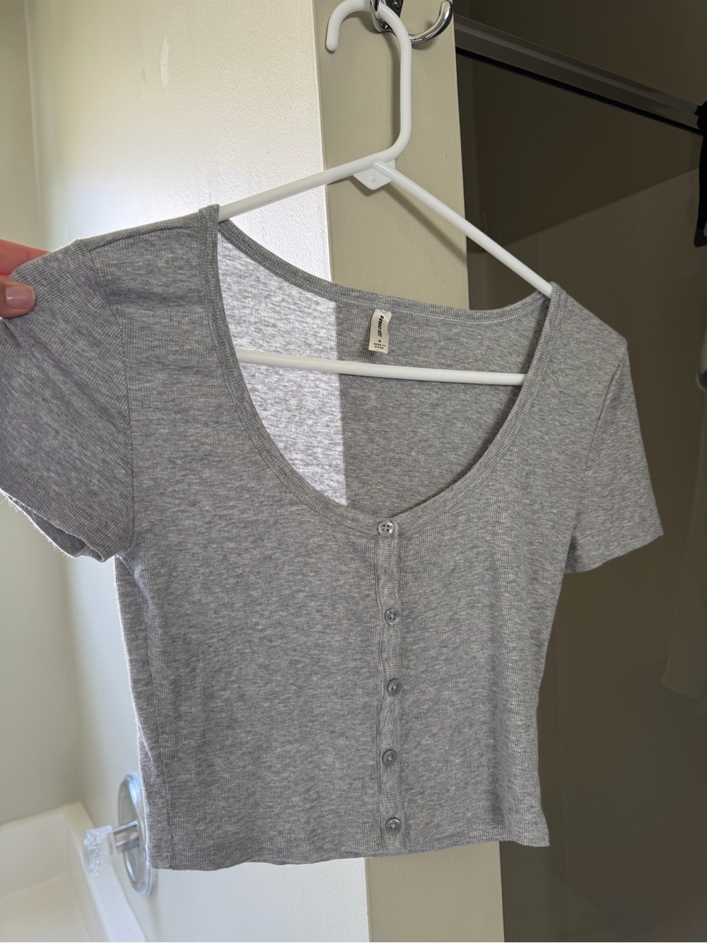Aritzia Sunday Best Heather Gray Ribbed Button-Front Crop Top
